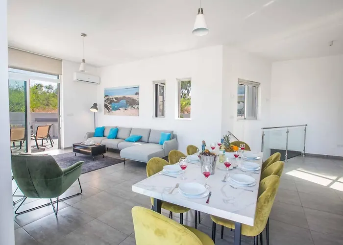 Polymnia 1 * Протарас