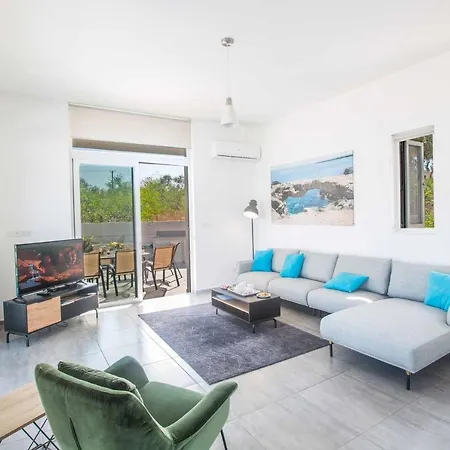Polymnia 1 Villa *